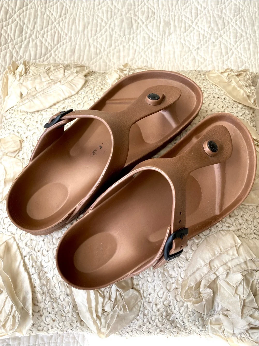 Birkenstock Gizeh EVA Sandals Bronze Gold Metallic Vibe Thong Sandal EU38 - Picture 13 of 16